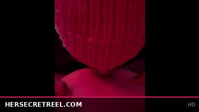 Hot Blonde Enjoys Passionate Pussy Eating Session