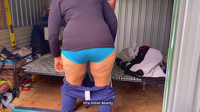 Workshop Passion: Female Boss and Employee's Intense Anal Hardcore Love Making Session
