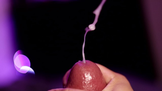 Huge Slow Cum Shot Delivers Intense Flesh Fantasy with CKing